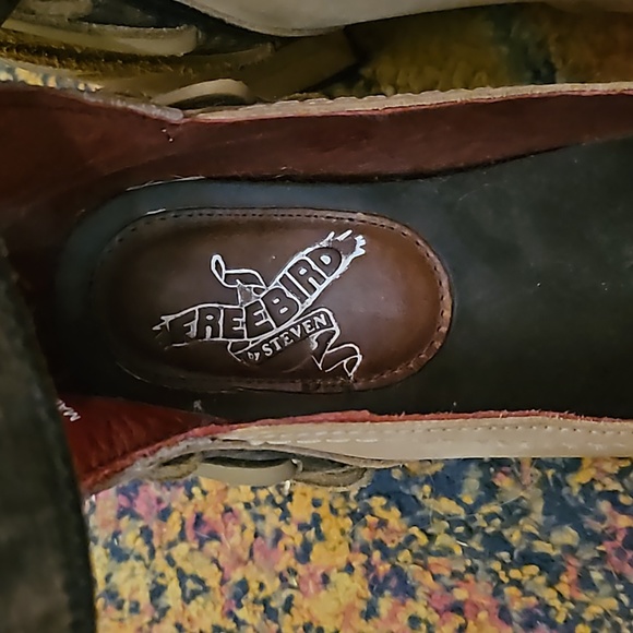 Freebird Raealnne taupe many janes. Worn once for wedding - Picture 4 of 8